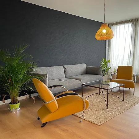 Skyline Apartment